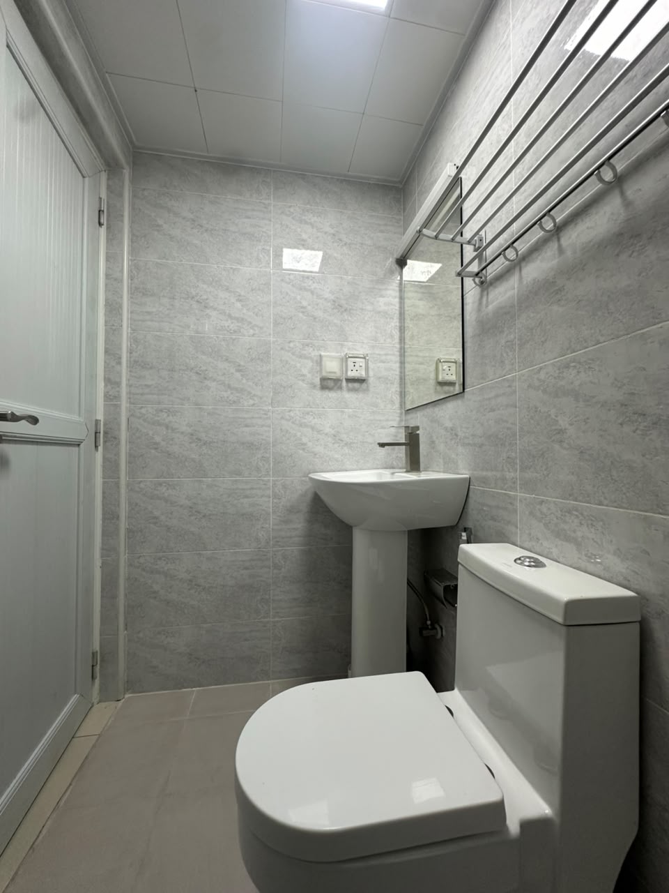 A118 bathroom