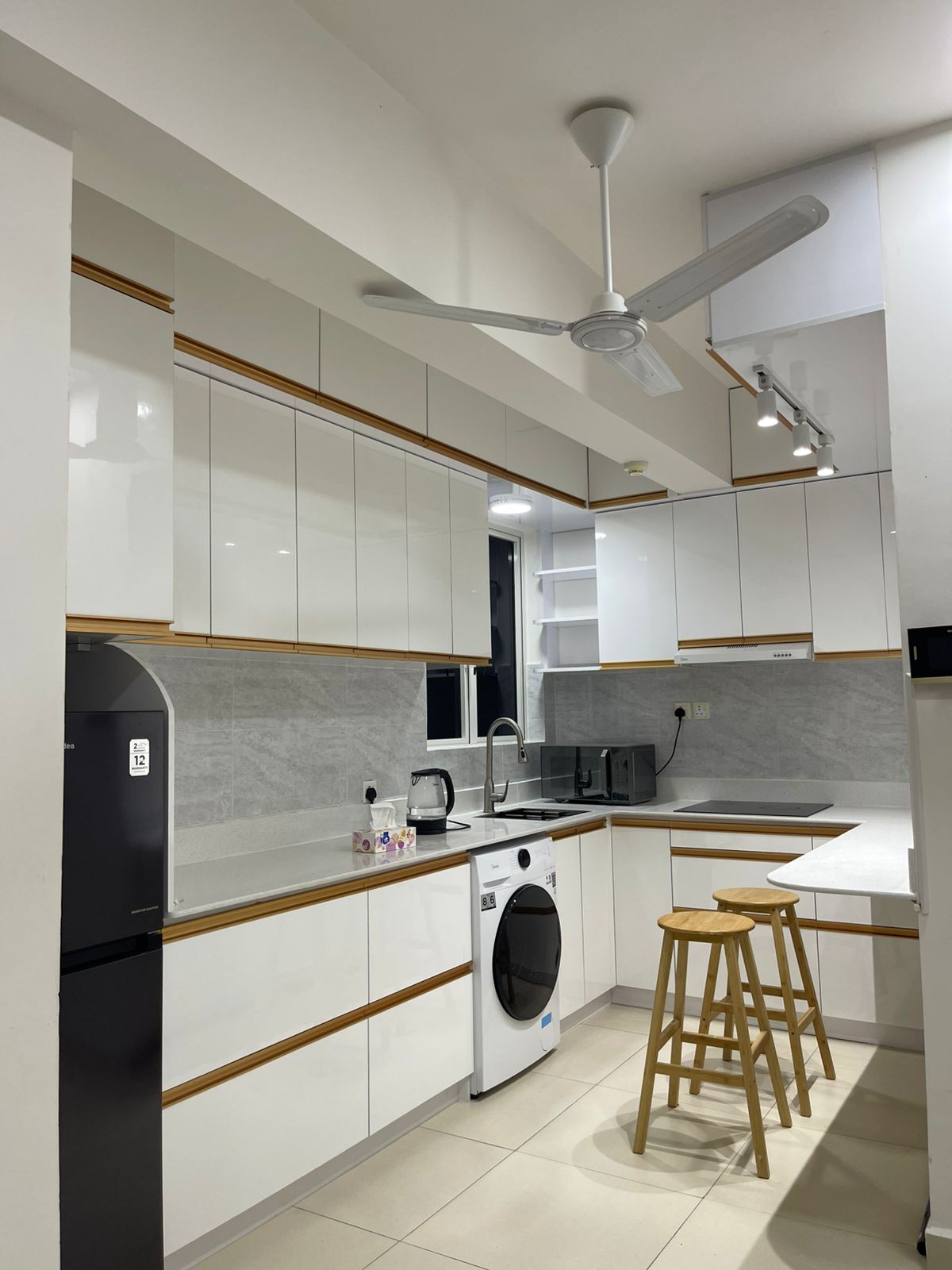 A207 kitchen